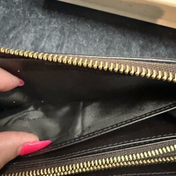 Burberry Checkered Wallet - Picture 7 of 14